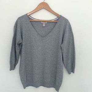 Banana Republic V-neck sweater | 3/4 length sleeves Soft & Super Comfortable
